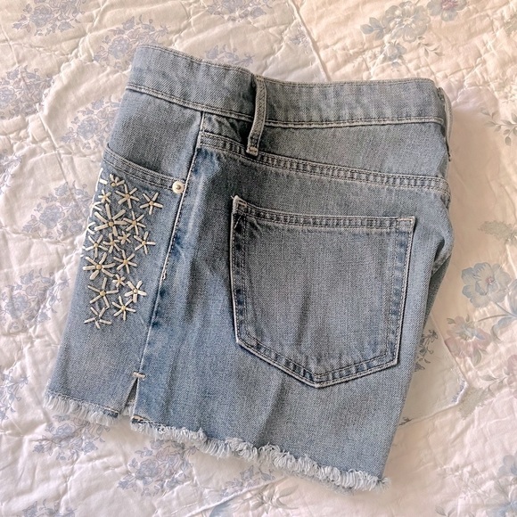 GAP Shorts - Picture 4 of 6